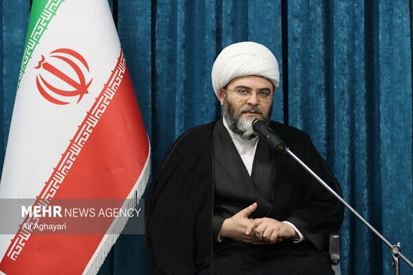 مردم اجازه نمی‌دهند قیمت پایان جنگ، عزت ایران را به خطر بیندازد
