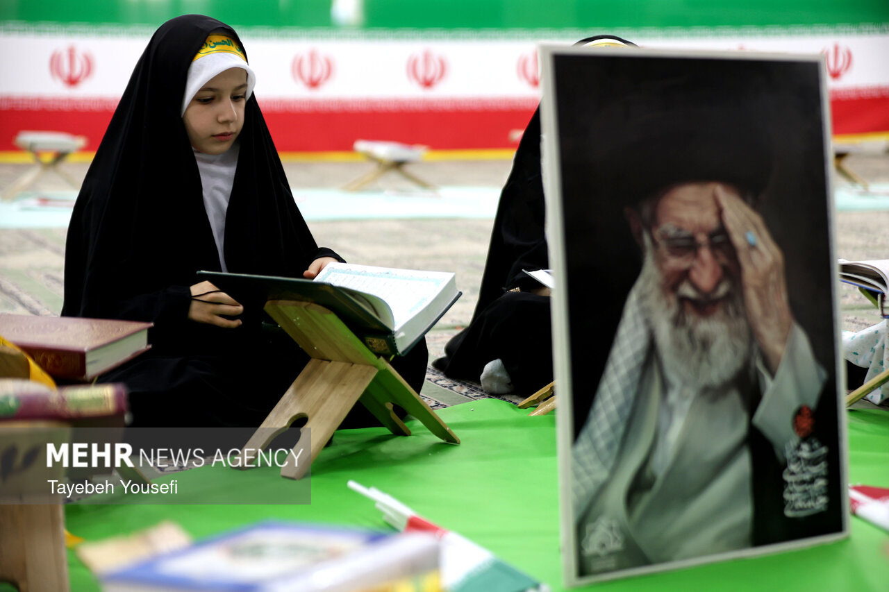 ثبت بیش از ۱۸ هزار ختم قرآن به یاد رهبر شهید