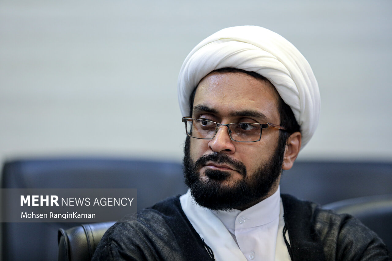سیاست‌مداران از مردم صحبت می‌کنند، اما صدای آن‌ها را نمی‌شنوند