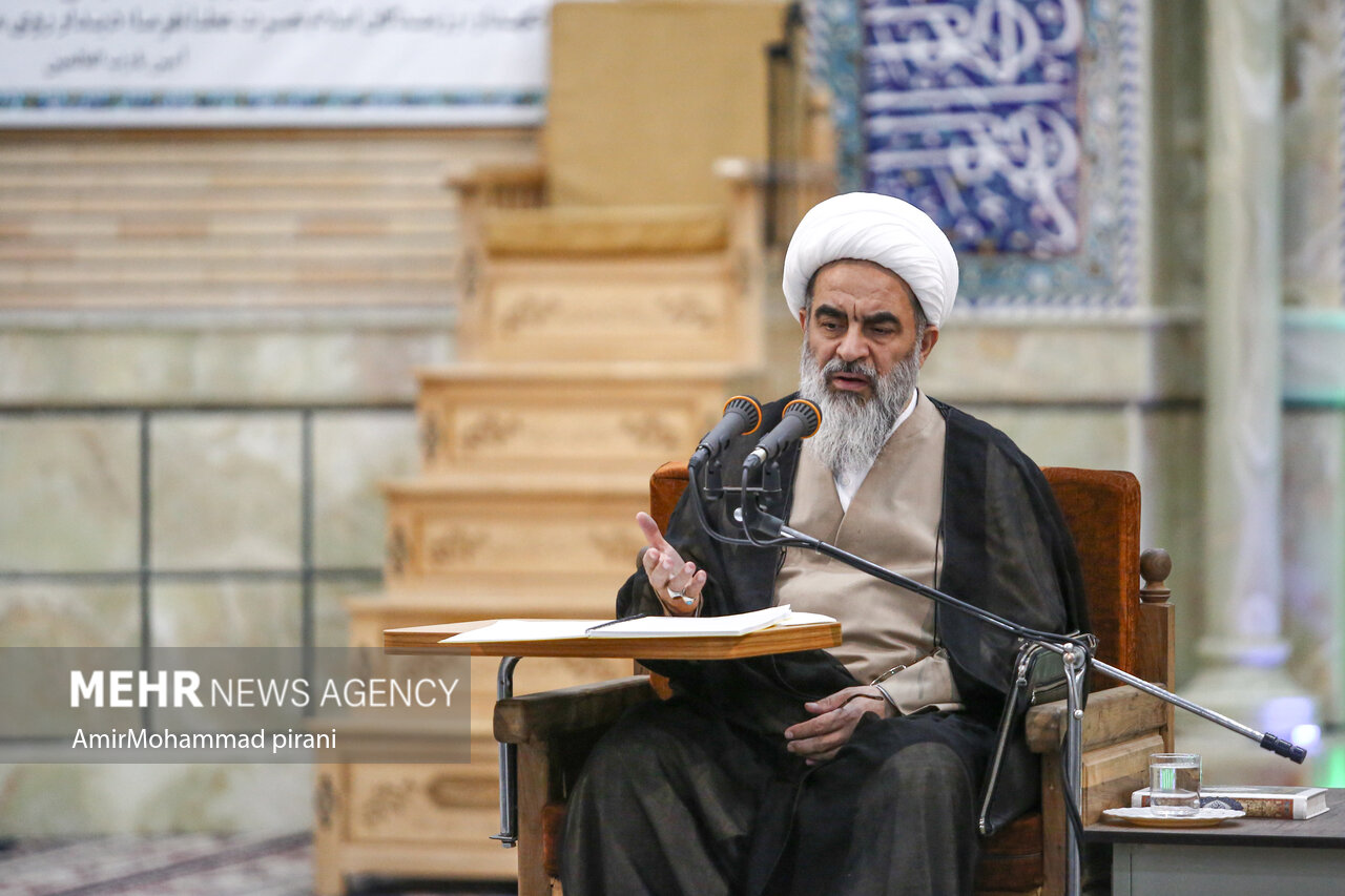 ممنوعیت حجاب در آذربایجان؛ چالش جدی با دستورات قرآن
